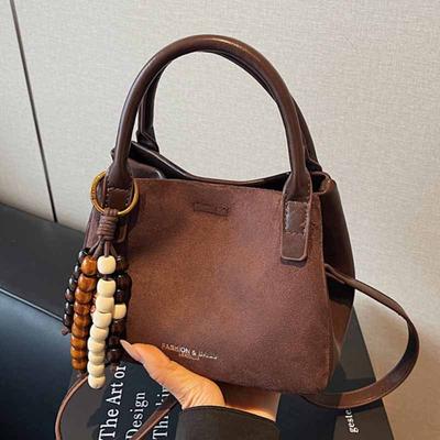 2025 Autumn and Winter New Versatile Commuter Shoulder Bag Vegetable Basket Bag Retro Handbag Messenger Bag Women's Bag