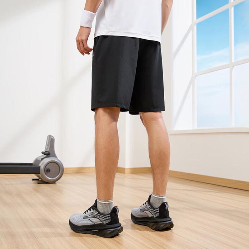 Li-Ning Breathable Five-Point Sports Shorts Men Shorts Black AKSU789-1