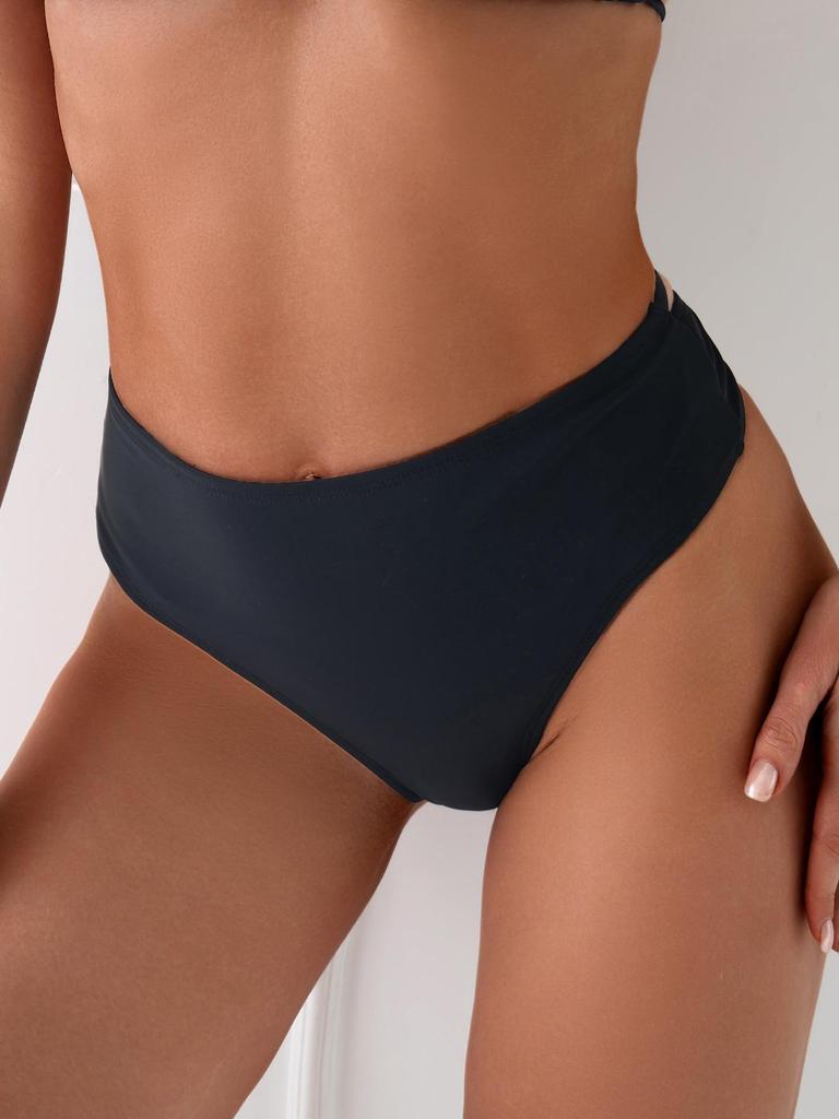 Σέξι Μαγιό Μπικίνι Μονόχρωμο Ευρωπαϊκού & Αμερικανικού Στυλ 2025 με Σορτς για Γυναίκες