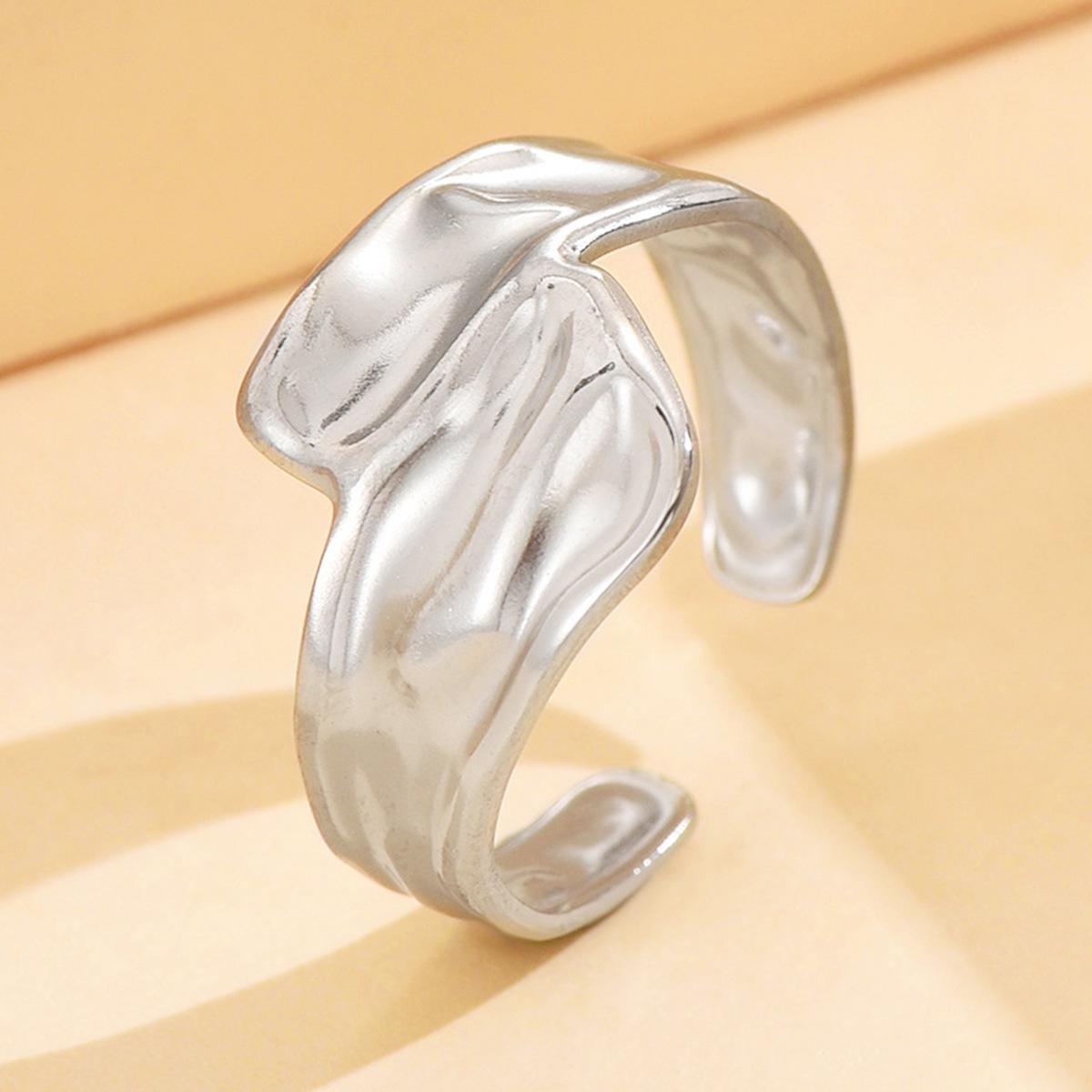 Adjustable European Baroque Stainless Steel Ring for Women