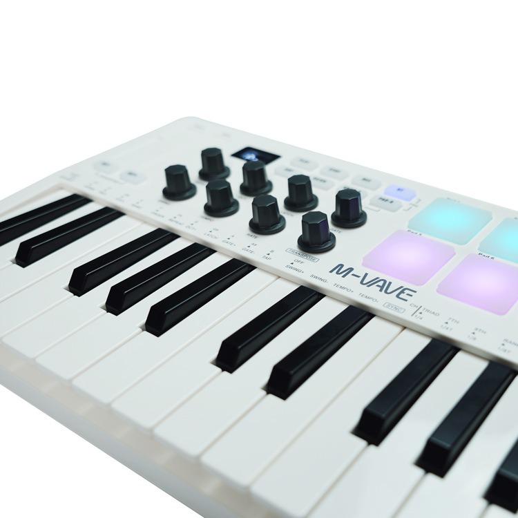 SMK-25 Portable MIDI Keyboard Controller with RGB Drum Pads