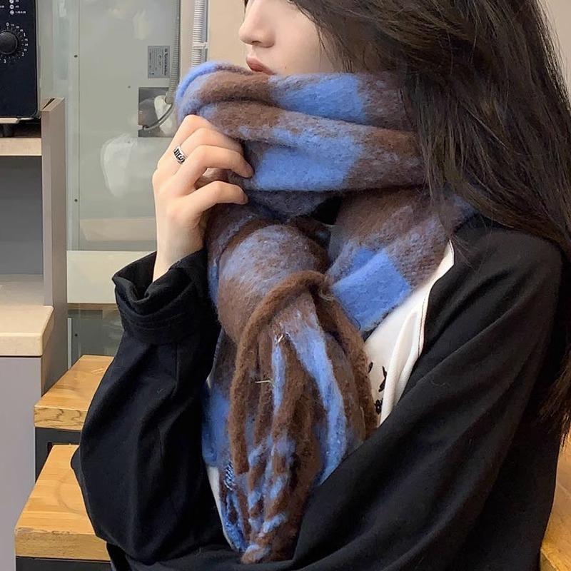 Yu Shuxin girls winter shawl advanced sense of warmth thickened scarf versatile blue plaid scarf