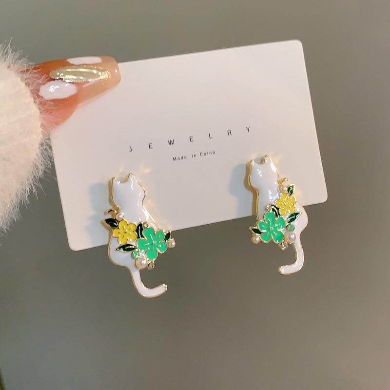 Korean Sweet Style Flower  Cat Stud Earrings