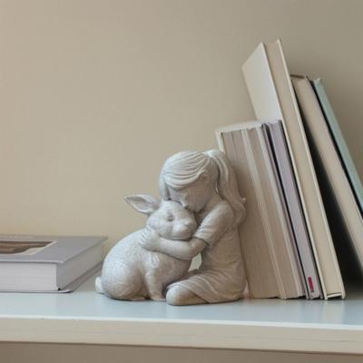 Mädchen und Hase Figur, 3D-gedruckte Mädchen umarmt Kaninchen Statue, Kleines niedliches Tier Ornament für Wohnzimmer, Schreibtisch, Schrank Dekor