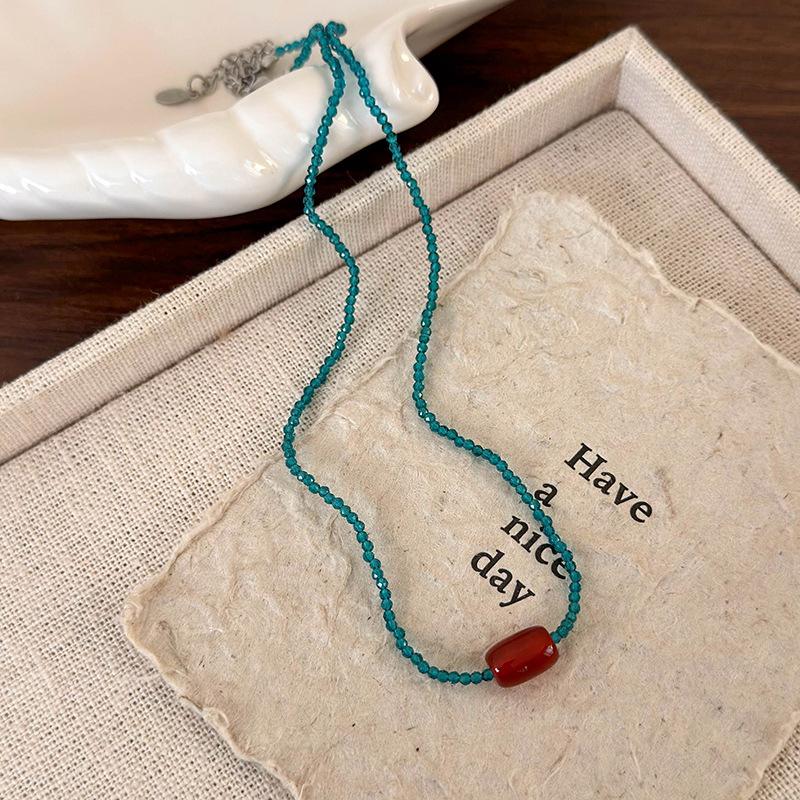 

Retro Red Blue Contrast Colorful Natural Stone Cubes Beaded Necklace for Women Wholesale Beads Strand Chokers Aesthetic Jewelry