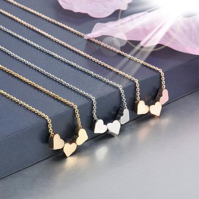 Moda Paslanmaz Çelik Kadın Takı Üç Aşk Kalp Charms Kolye Kolye