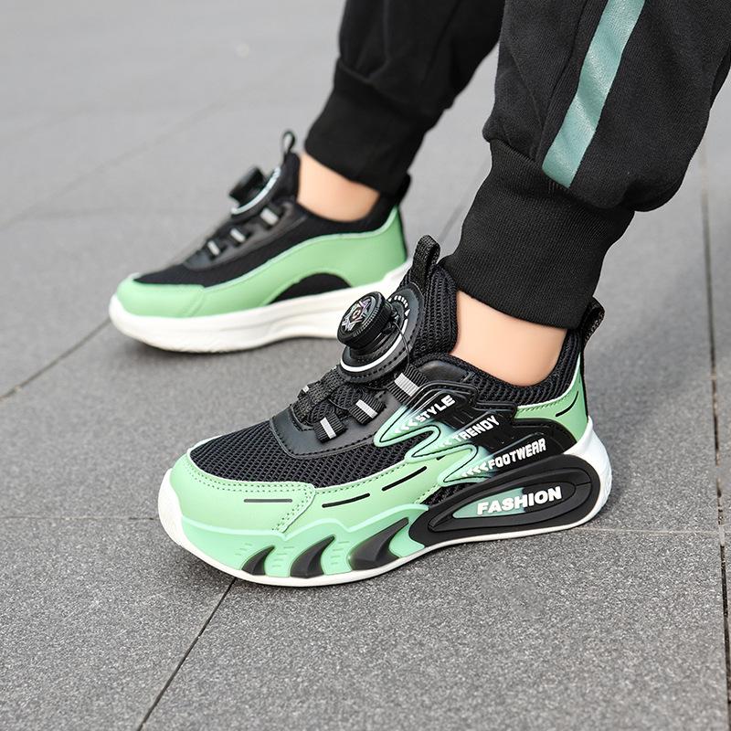 Foreign trade children's sports shoes spring and autumn new mesh breathable boys lightweight running shoes rotating buckle primary school sneakers