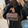 Retro Small Bag Women's Autumn and Winter Versatile 2025 New Fashion Shoulder Messenger Bag Women's Simple Portable Small Square Bag