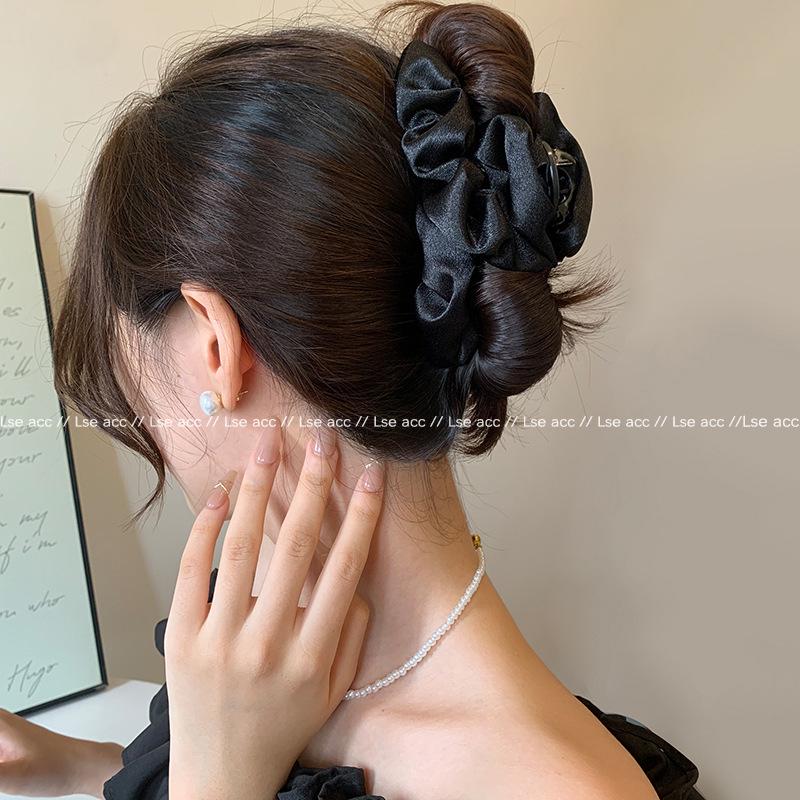 Korean High-End Acrylic Flower Hair Clip for Women - Large Shark Clip for Voluminous Styles