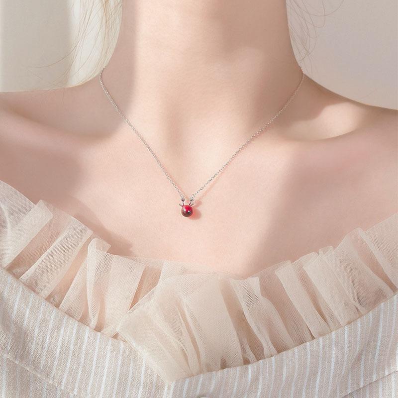 Yilu Has Your Red Garnet Antler Necklace Female Korean Version Simple Collarbone Chain Student Small Fresh Premium
