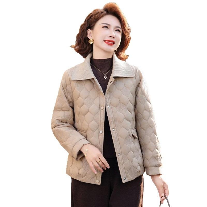 Short autumn and winter cotton jacket, light and thin cotton-padded jacket, old and fashionable autumn and winter cotton-padded jacket for women