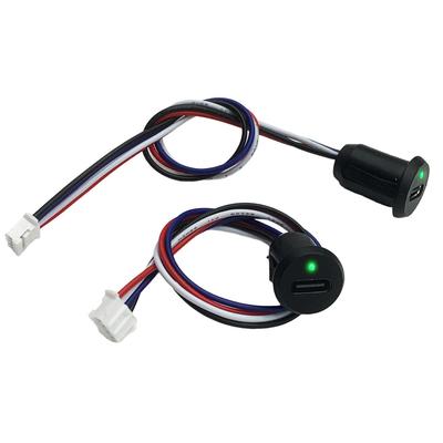 Accessori elettronici per auto – Cavi auto, adattatori e prese