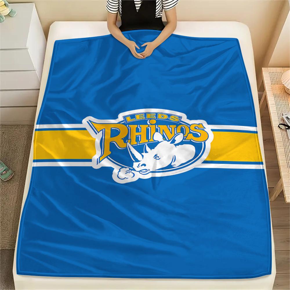 

1PC Leeds Rhinos Print Flannel Blanket, High quality All Seasons, Home Decor, Warmth and Comfort, Perfect for Christmas Gifts 80cm x 120cm