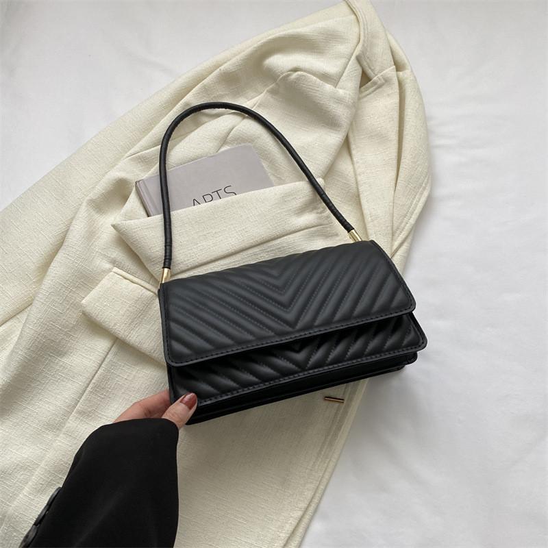 Trendy Small Square Shoulder Bag In Black Blue Brown White And Green For Fashionable Daily Commuting чёрный