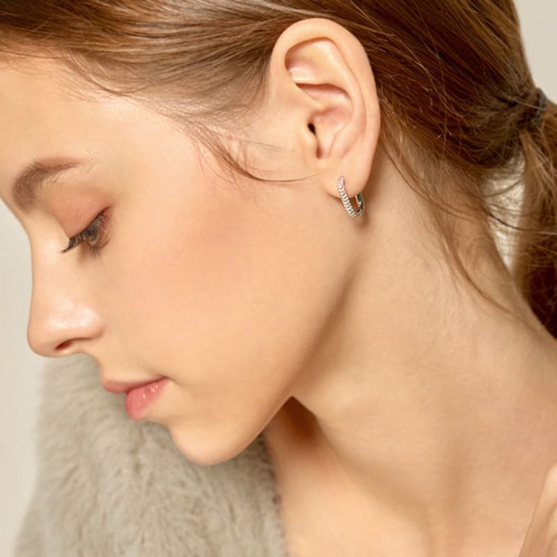 GEIGER Jewelry Cubic Square One-Touch Silver Earrings GISVEE110