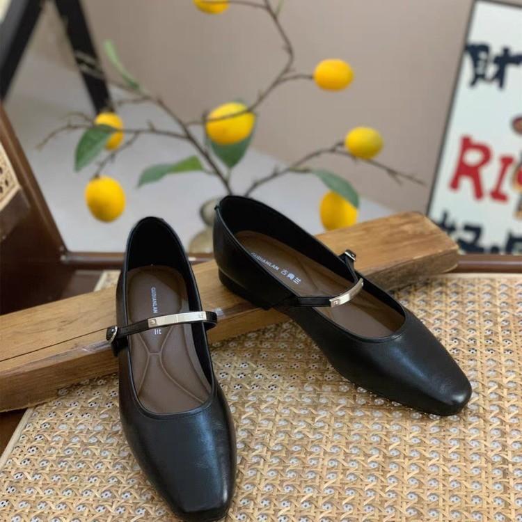 French retro Mary Jane shoes women's new spring and autumn season square head shallow mouth word with thick heel single shoes with skirt