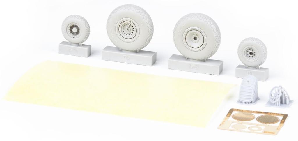 eduard Scale LookPlus Instrument Panel with Parts Set Hobby Plastic Model Kit Parts EDU644318 1/48 B-24D (for Boss) (Airplane)