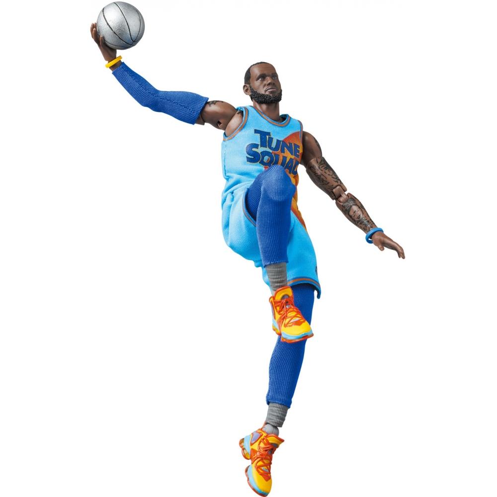 SpAce JAm A New legAcy mAfex Lebron JAmes SpAce JAm A New legAcy Ver.