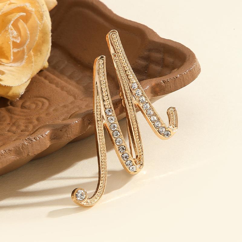 1pcs Crystal Rhinestone 26 Letters Women Collar Brooch Elegant Temperament Pin Jewelry
