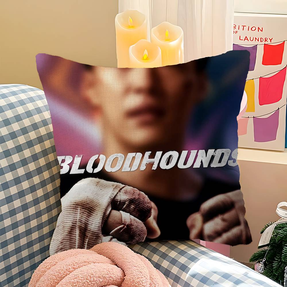 

Bloodhounds Movie Maple Design Cushion Cover Happy Autumn Harvest Decor Holiday Decorati Pillow Cover 12x12Inch