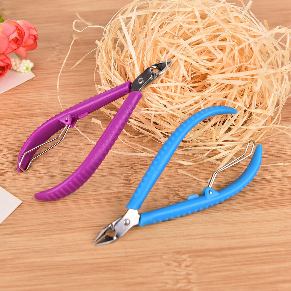 

1PCS New Useful Pro Nail Scissors Stainless Steel Cuticle Cutter Nippers Clipper Tool