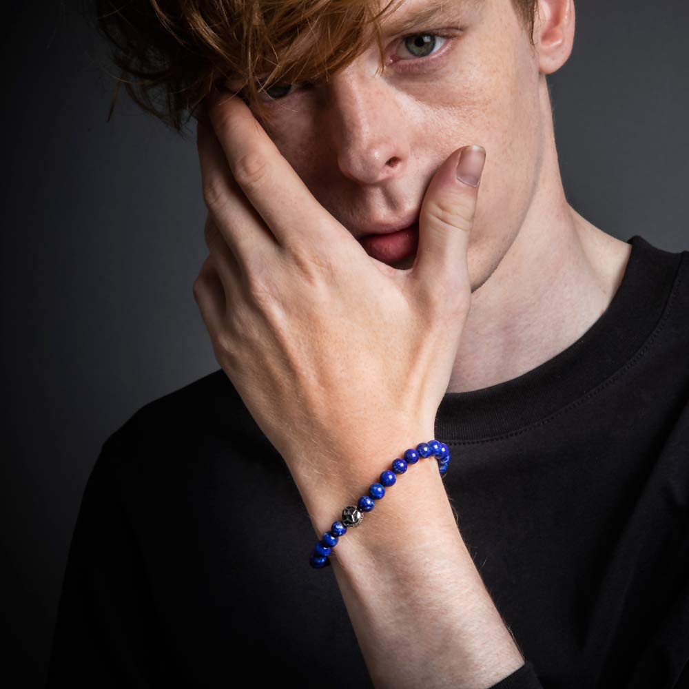 Artemis Classic 2020AW Collection: A beautiful deep ultramarine blue laurel bracelet made with natural lapis lazuli. Artemis Classic Tracery Natural