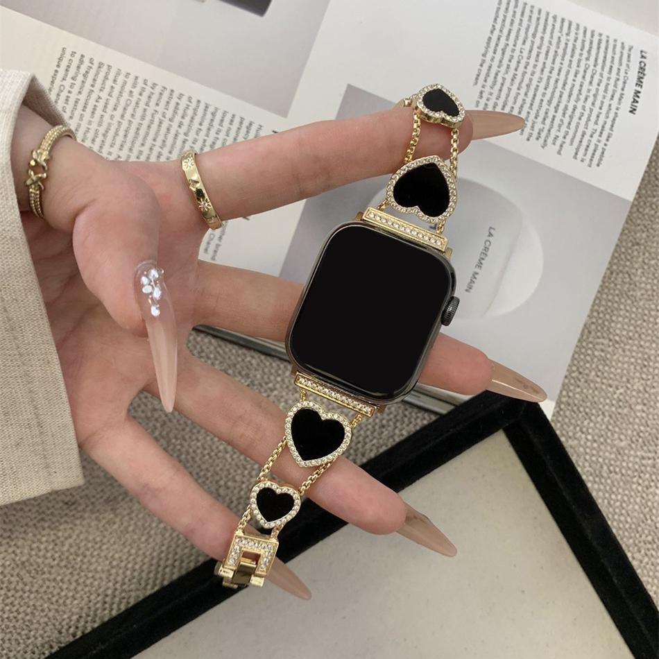 

Ремешок для Apple Watch Band S11/10/9/8/7/SE/Ultra IWatch 49/46/45/44/42/41/40/38 мм Роскошный металлический браслет с бриллиантовым сердцем 38 40 41(S11 10)42MM