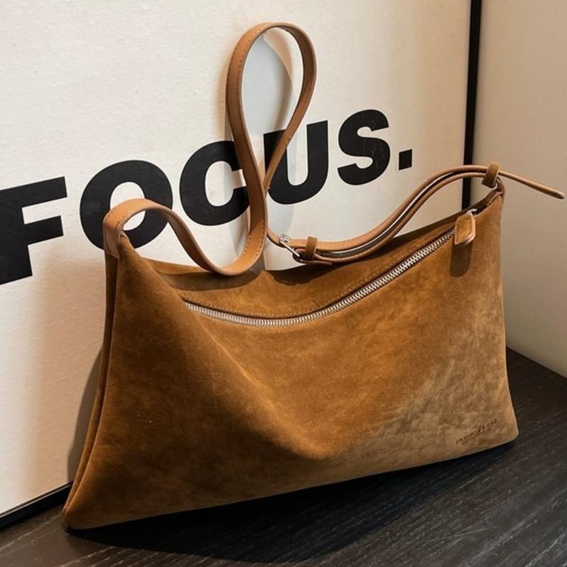 Advanced Retro Bag for Women's 2026 New Textured Frosted Shoulder Bag with Large Capacity Crossbody Commuting Tote Bag