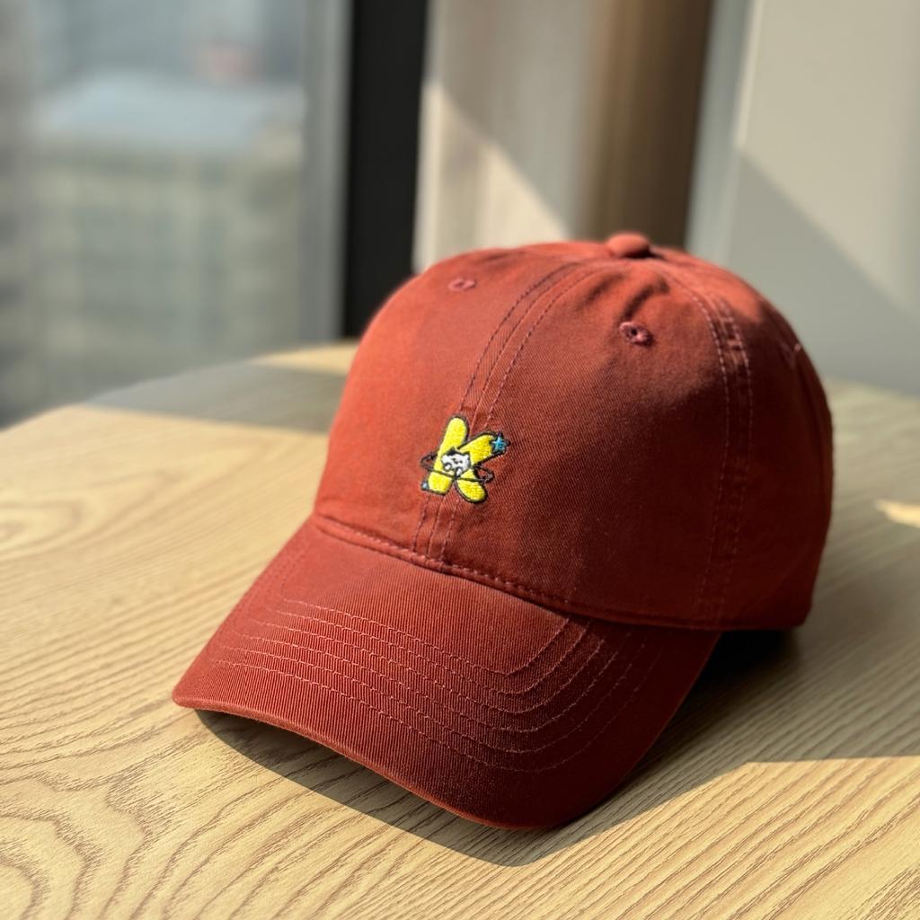 Koreanischer Stil Frühling und Sommer Weiches Oberteil Buchstabendruck K Bestickte Baseballkappe für Herren, Trendiger Outdoor-Sport Sonnenschutz, Gesichtsformend Lässig