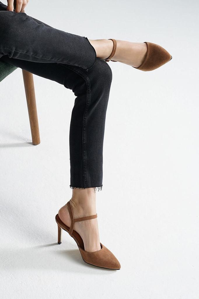 Damenmode, klassische High Heels, Lucia, echtes Wildleder, hellbraune Absatzschuhe