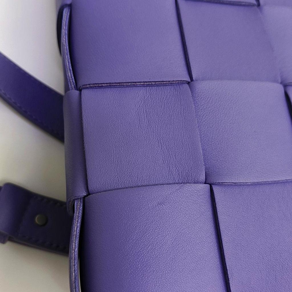 [Pre-Owned] Cassette Bag Lavender - Excellent #GVZP3M