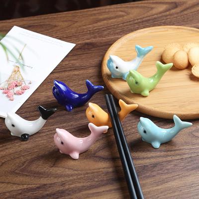 Instrumentos de culinária – Porta-colheres e clipes de suporte
