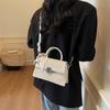 Popular contrasting bags women's new fashion versatile messenger bags portable small square bags
