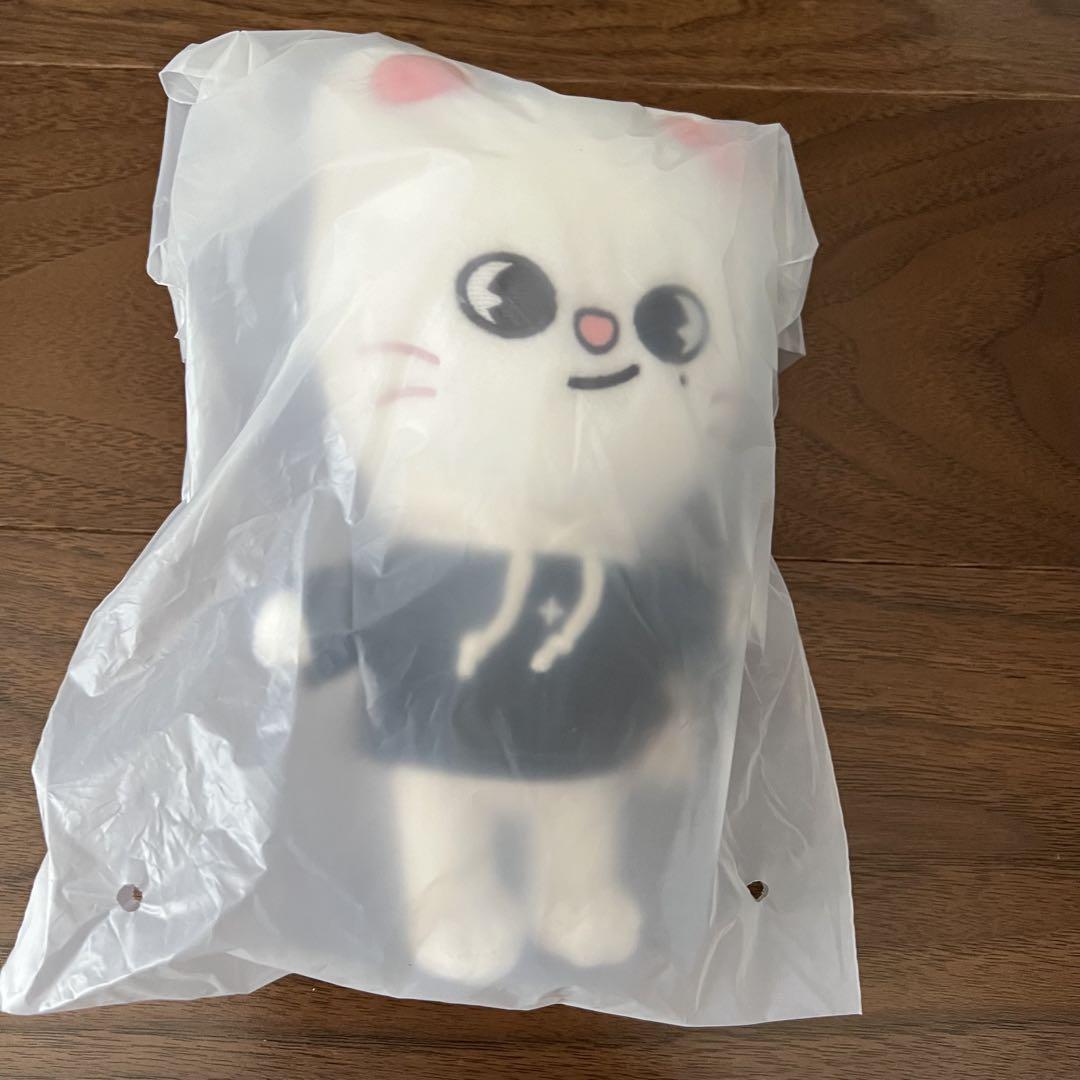 

[USED] Stray Kids Hyunjin JYP Pop-Up SKZOO Plush