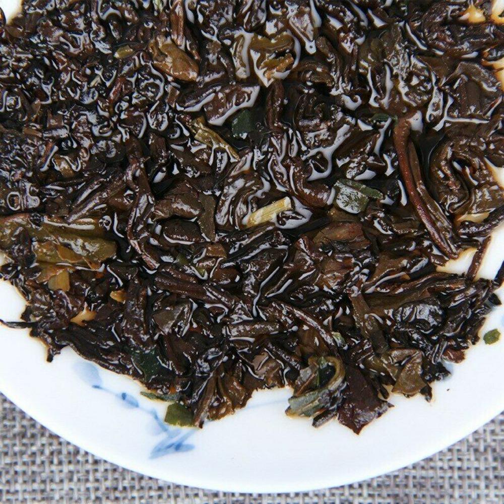 English Title (within 150 Chars): 2020 Glutinous Rice Aroma Shu Puerh Mini Tuocha Ripe Puer Tea 500g White Bag