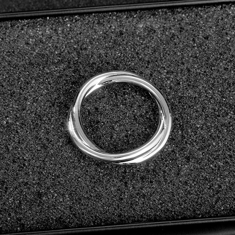Neuer ausgefallener Kreuz-Fingerring für Damen, modisches, vielseitiges Zubehör, Jahrestag, Liebesgeschenk, Statement-Schmuck