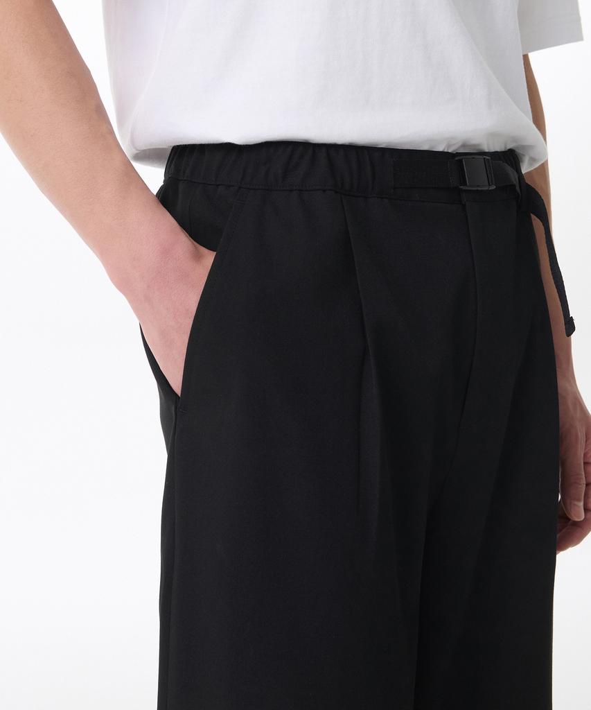 MUSINSA STANDARD Wide Webbing Belted Slacks [Black]