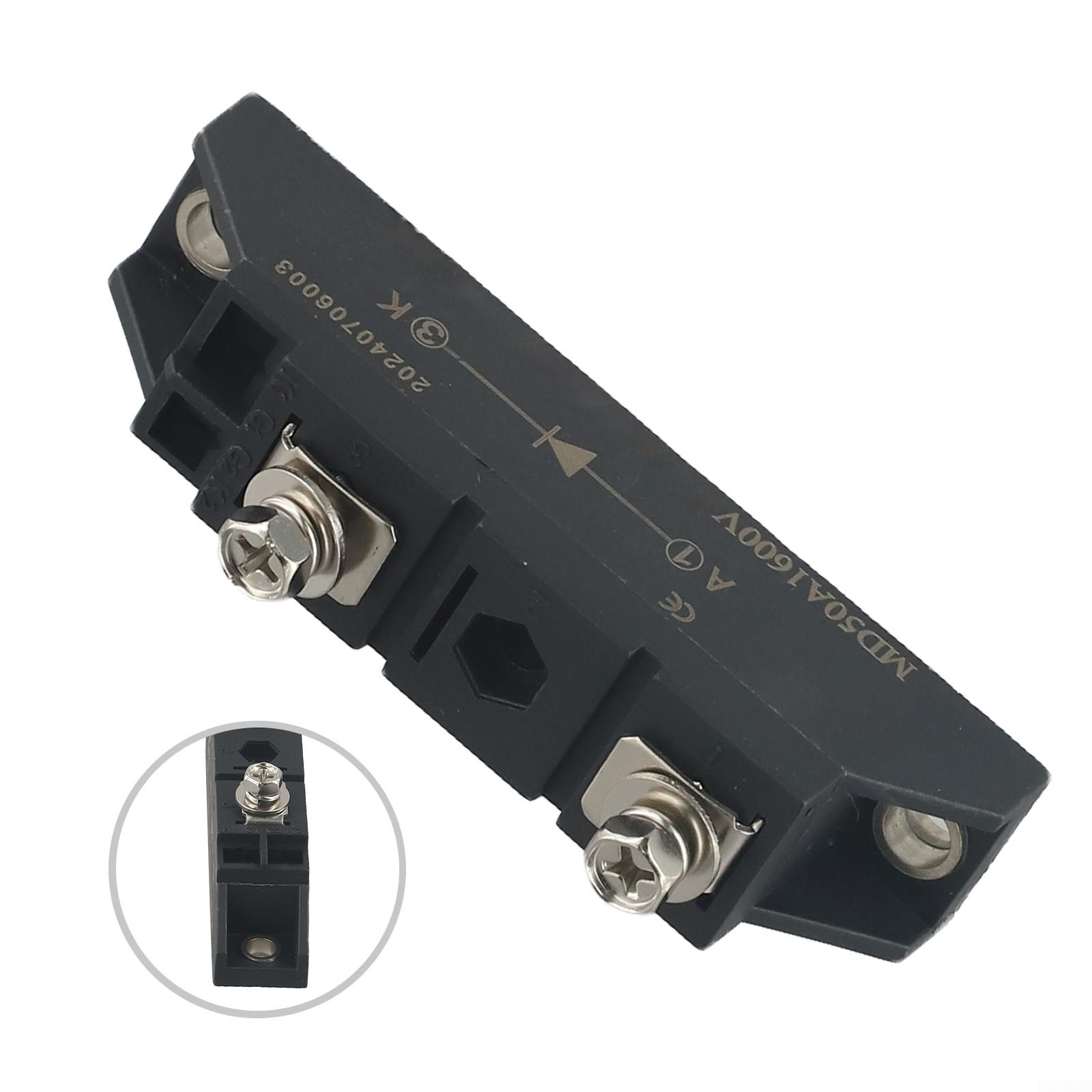 

Модуль діода захисту від зворотного струму серії MD для сонячної енергетики MD50A