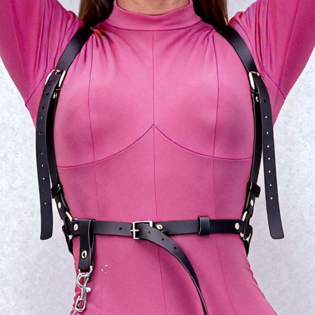 Women's Black Leather Corset Belt: Fashionable Chain Buckle Design | Adjustable Waistband for E-Girl Gothic Punk Rock Outfits