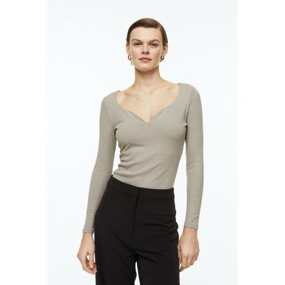 

H&M Рубашка с длинными рукавами светло-серого цвета 1134811005