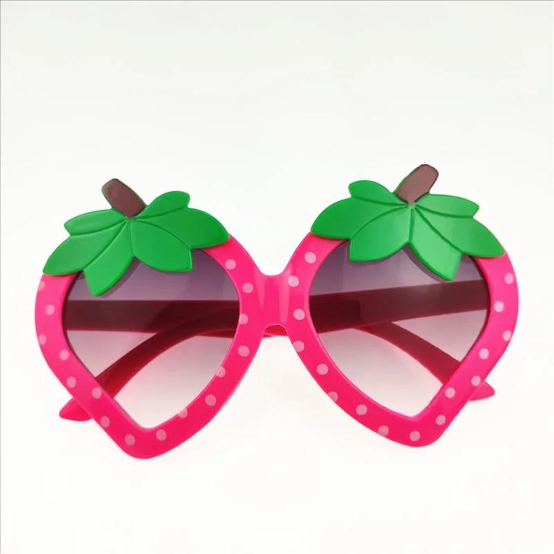 

Fashion Children s Strawberry Funny Glasses Party Photo Decorations Birthday Wedding Supplies Adult Kids Sunscreen Sunglasses Яскраво-рожевий