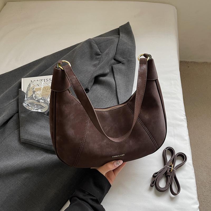 

French niche retro suede dumpling bag 2025 autumn and winter new fashion matte shoulder bag commuter armpit bag