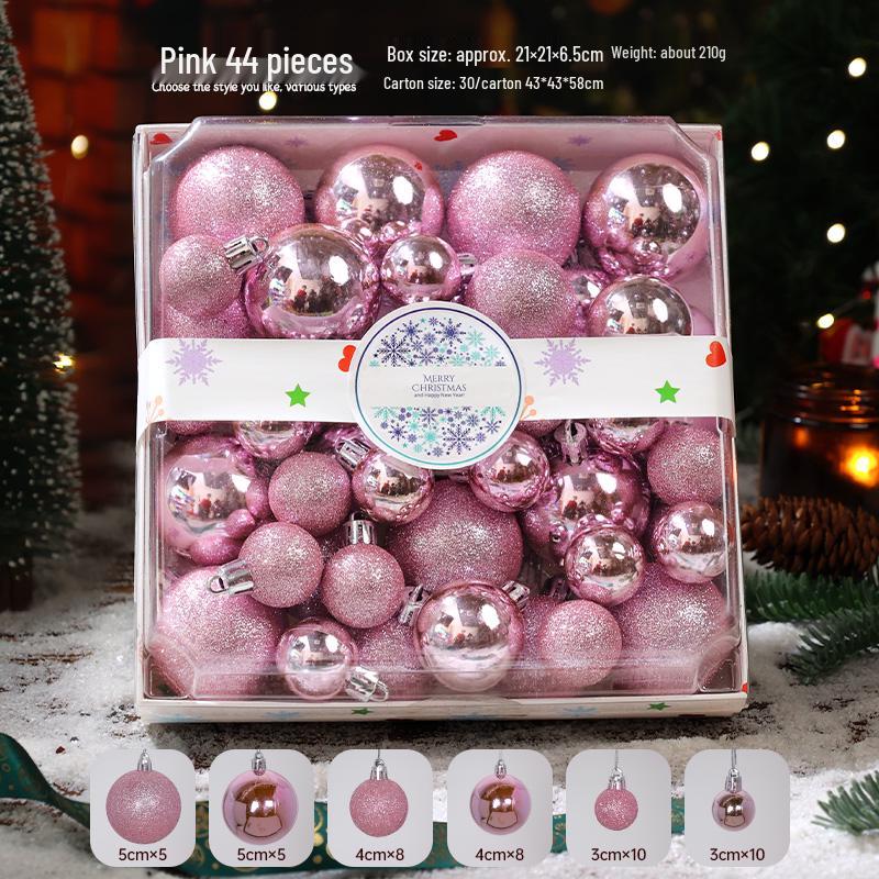 

Рождественская сцена: Орнаменты в виде шаров с гальваническим покрытием и аксессуары для елки