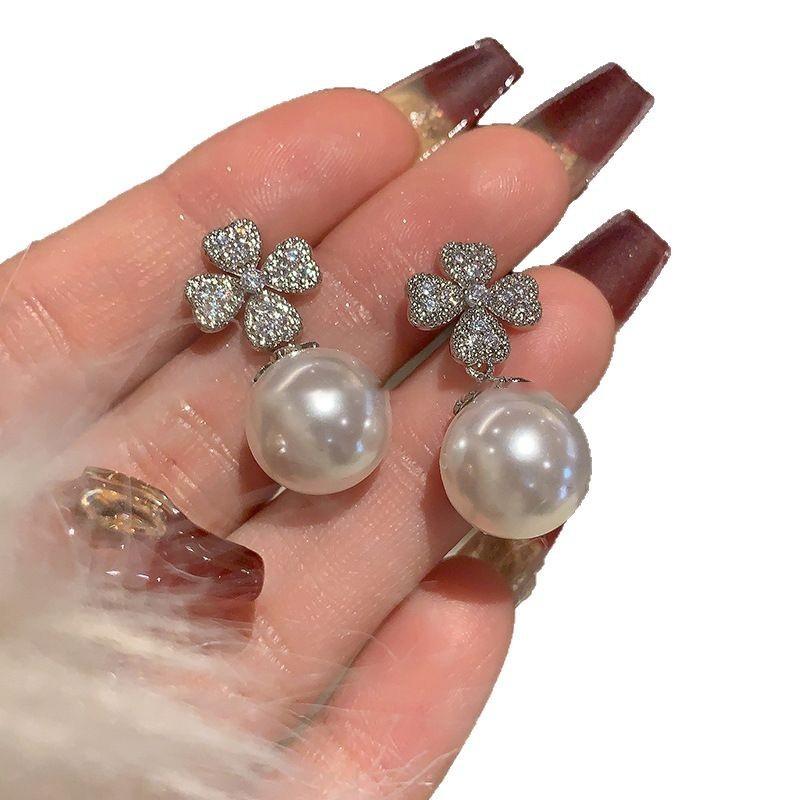 Elegant Flower Pearl Drop Earrings With Rhinestone Detailing For Women