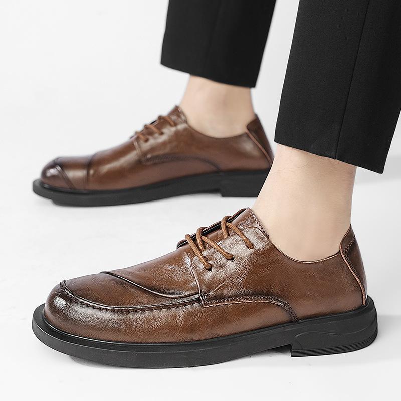 2026 Autumn and Winter British Retro Martin Boots Men's Round Head Lace-up Soft Sole Medium Help Tooling Leather Boots Genuine Leather Short Boots Men