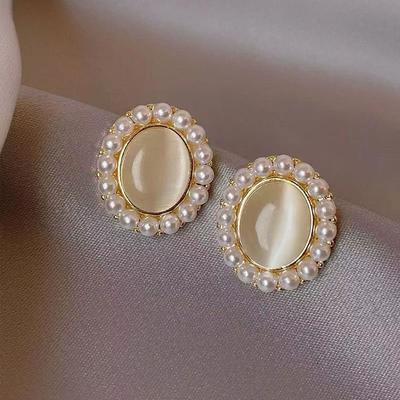 Oval Imitation Pearl Stud Earring for Women French Retro Elegant Korean Sweet Ear Wedding Party Jewelry Gift
