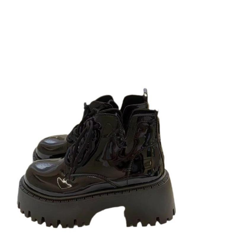 Retro Black Martin Boots Women's Autumn New Platform Women's Boots Thick Heel Small Bright Leather Short Boots
