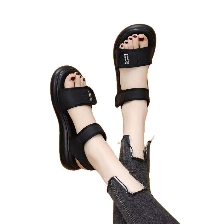 Sandały sportowe damskie lato 2025 nowe gówno-kroczące płaskodenne na rzepy kobiety w ciąży miękkie podeszwy antypoślizgowe rzymskie buty plażowe