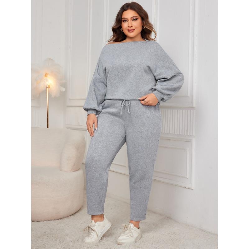A New Off-the-shoulder Large-sized Loose Casual Long-sleeved and Long Pants Suit for Women