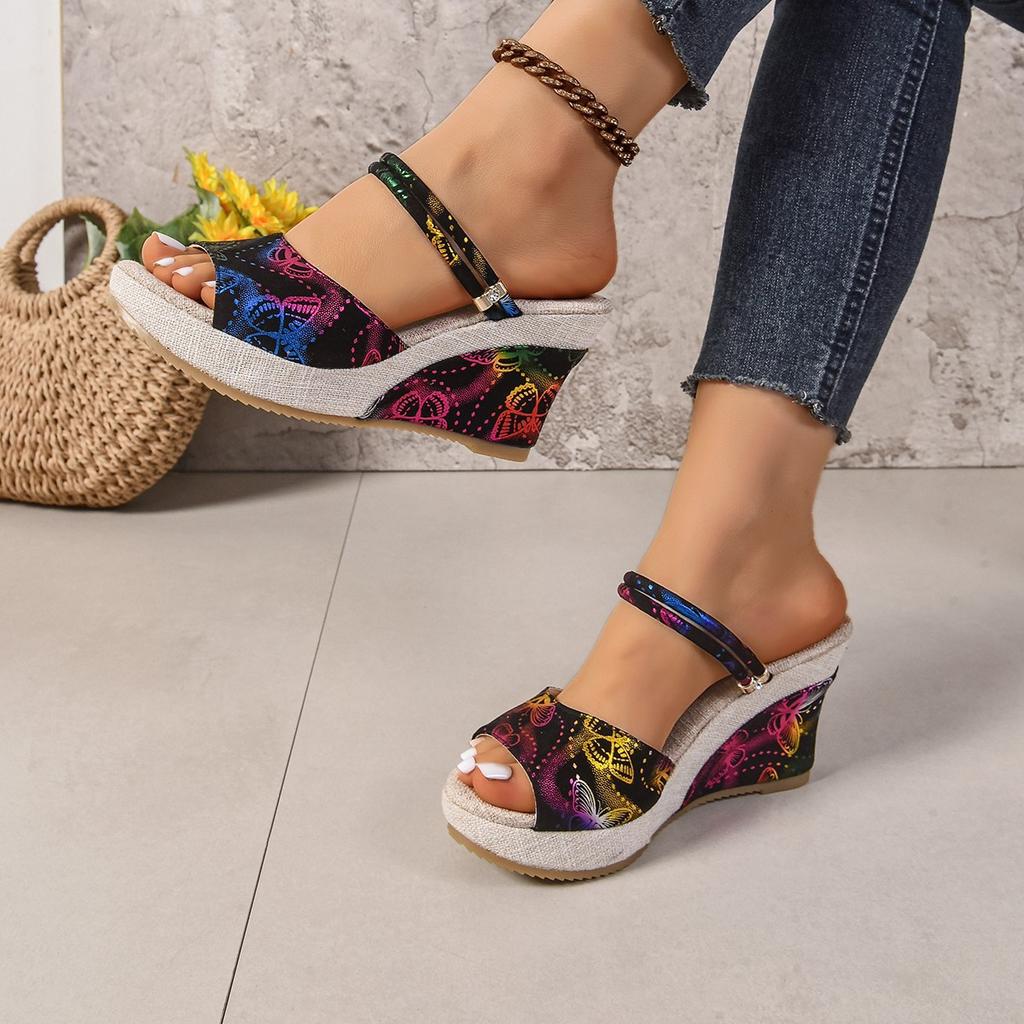 2025 neuer Stil Ein-Buchstaben-Schnalle mit runder Spitze Open-Toe Mode Zwei-Wege Damen Übergröße Keilsandalen